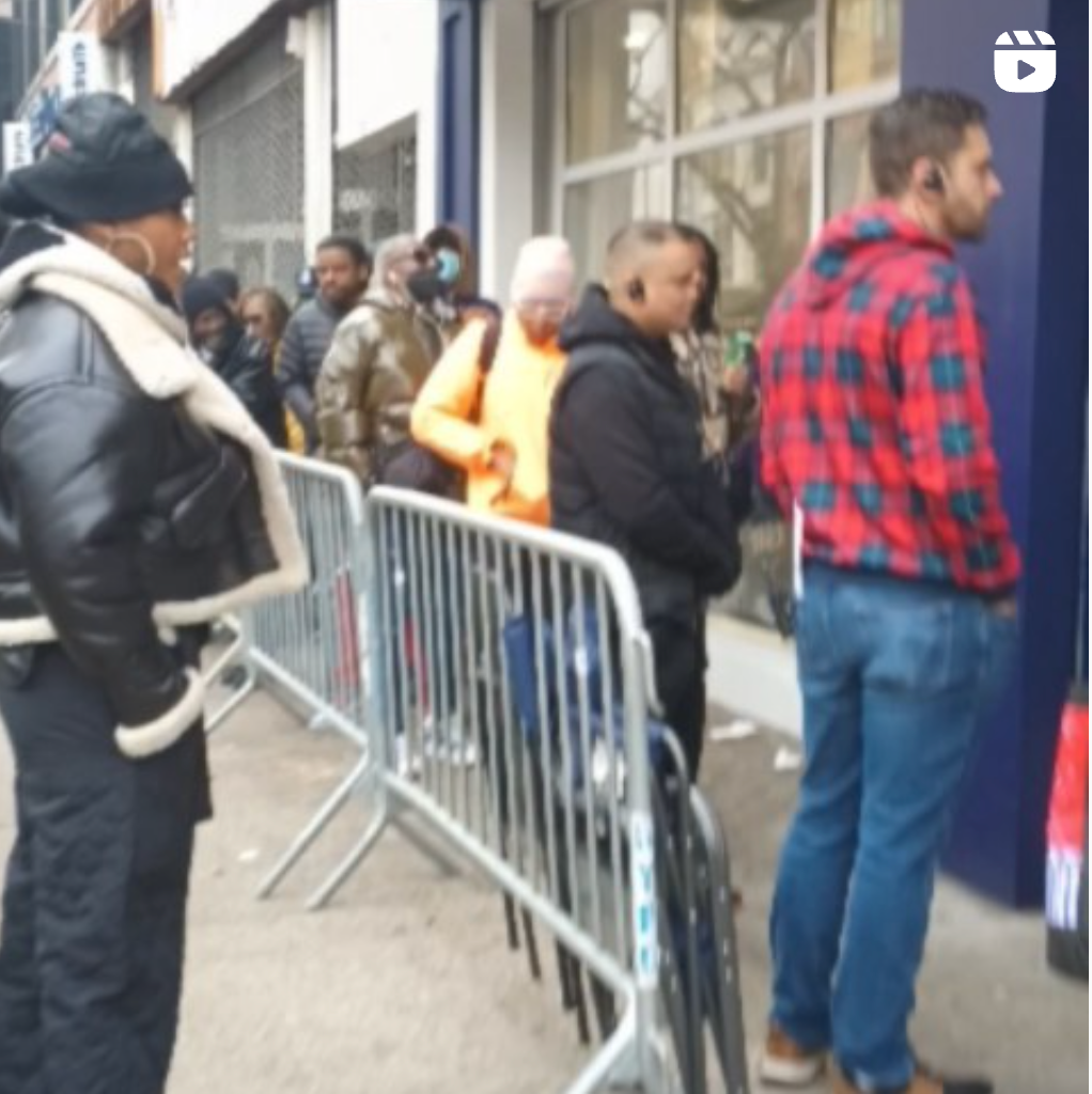 Dapper Dan Shuts down Harlem 125th st at the GAP store
